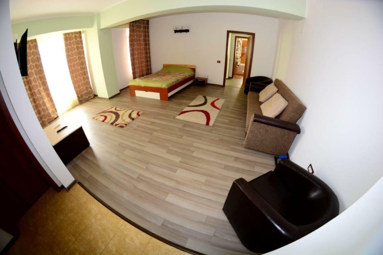 David Aprilia Apartment Navodari Ngoại thất bức ảnh